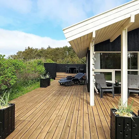 Stylish Retreat In Gronhoj-by Traum Løkken