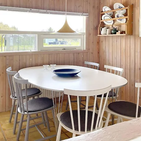 Stylish Retreat In Gronhoj-by Traum * Løkken