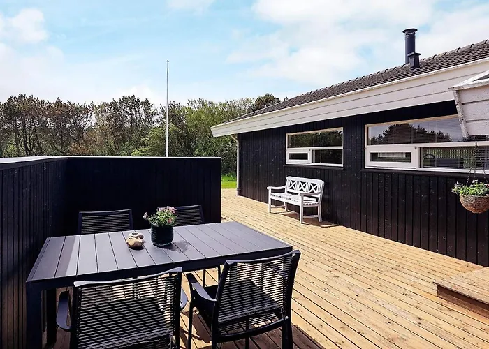 Tatil Evi Stylish Retreat In Gronhoj-by Traum Løkken