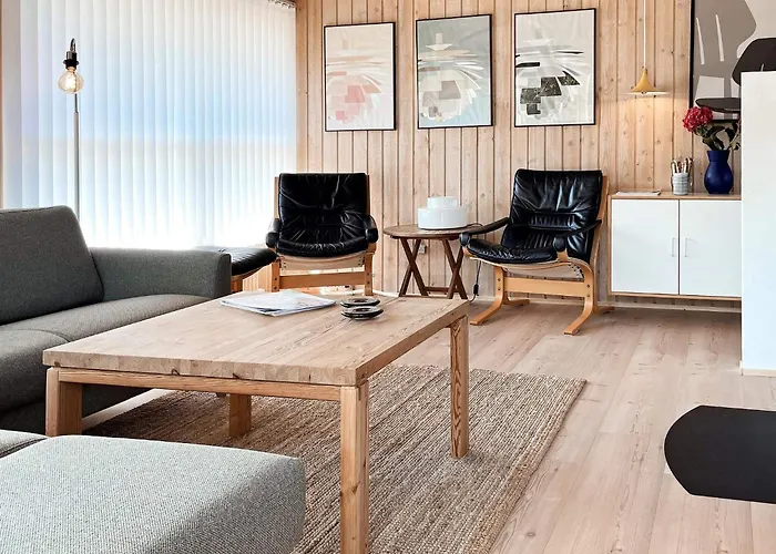 Stylish Retreat In Gronhoj-by Traum Løkken